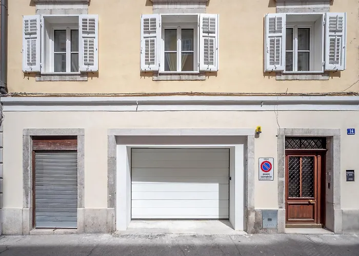 Machiavelli - Affitti Brevi Italia * Trieste